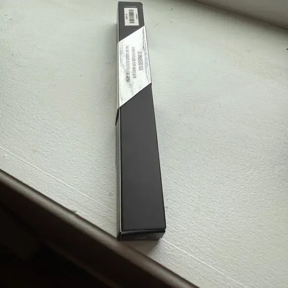 IL MAKIAGE concealer blending Makeup Brush NWT - Picture 4 of 5